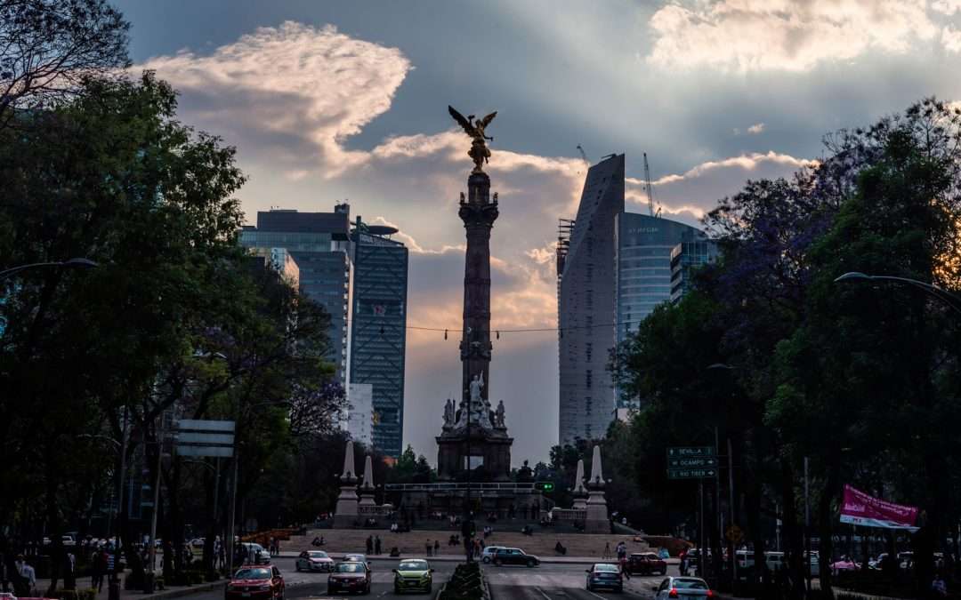 Building urban resilience with nature