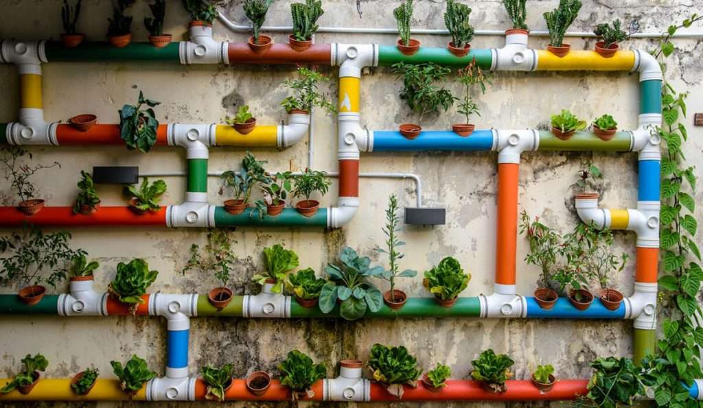 Globally, 150 million urban residents are food insecure, while cities generate over 2.8 billion tons of organic waste each year; Resilient Cities Network and Arup call for urgent action to reduce and repurpose food waste in cities around the world.