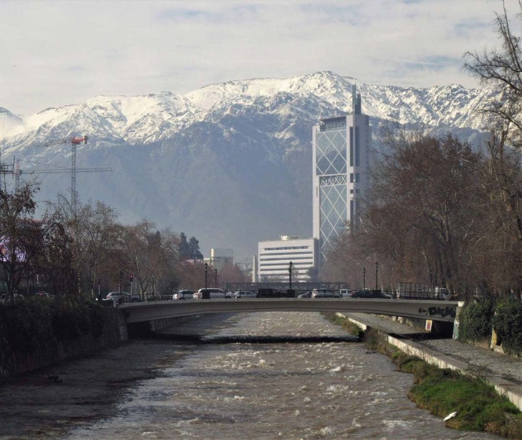 Urban Ocean: Santiago